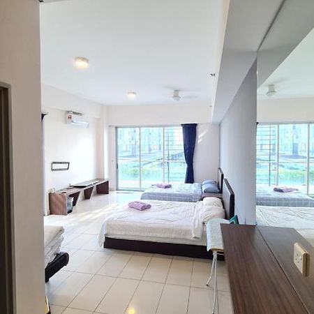 Aeropod Kk Corner Unit Near City And Airport 4 Pax Free Parking Kota Kinabalu Eksteriør bilde